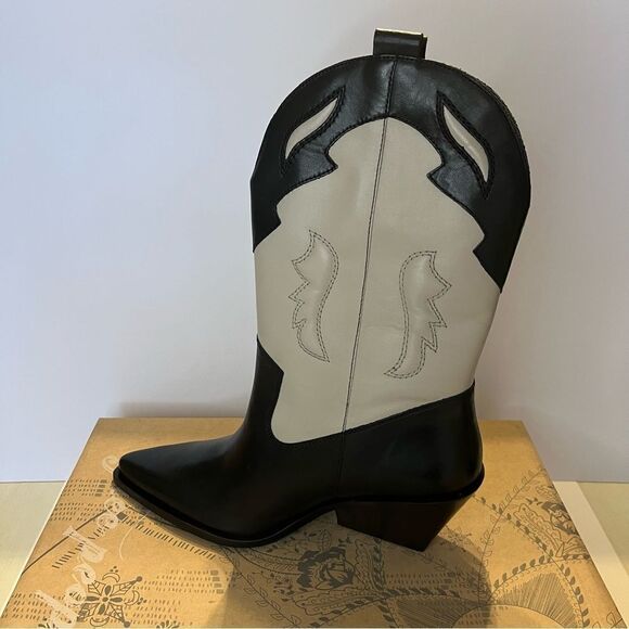 Free People Twin Flames Leather Western Cowboy Boots in Black/Ivory NEW in box - Picture 6 of 15